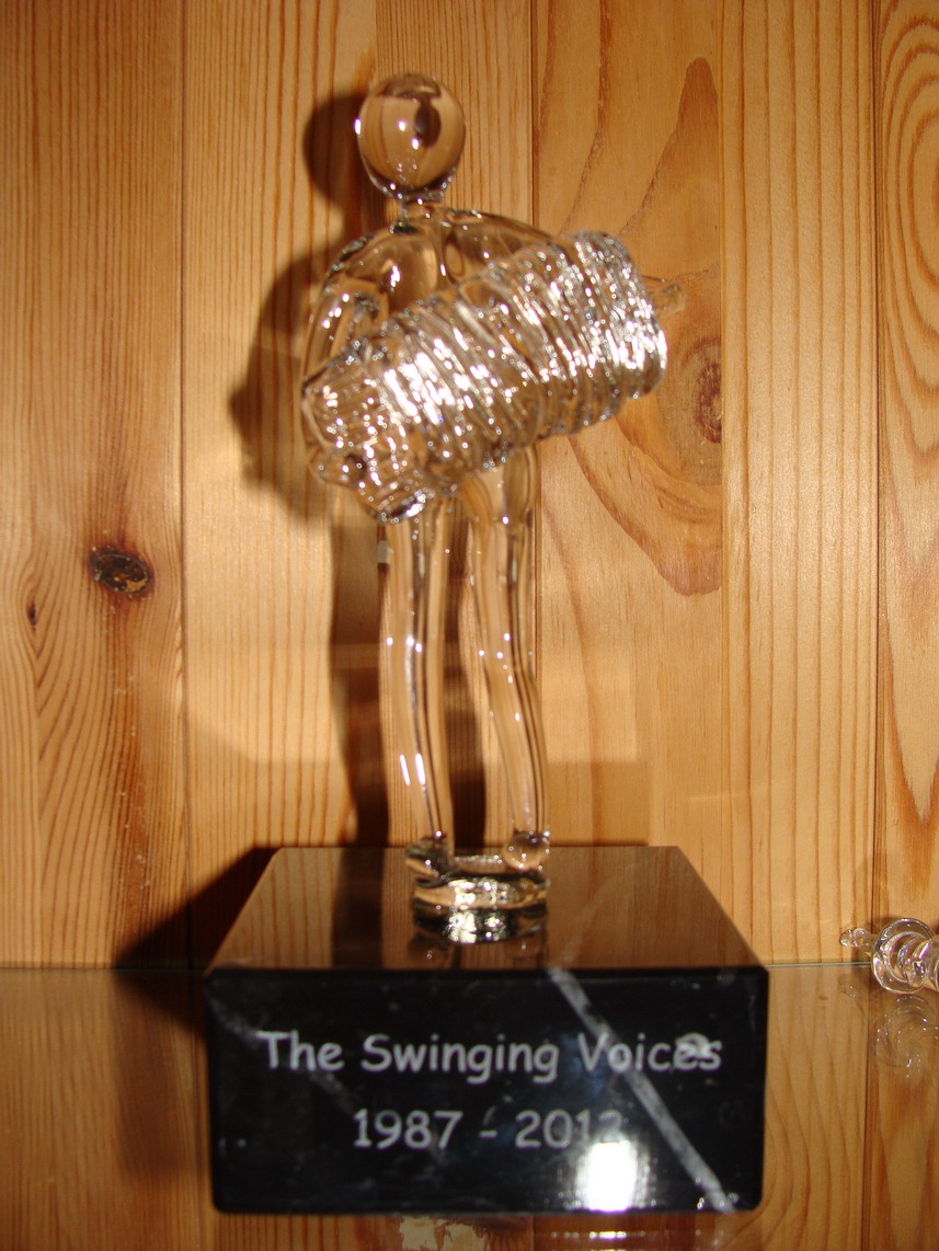the swinging voices
