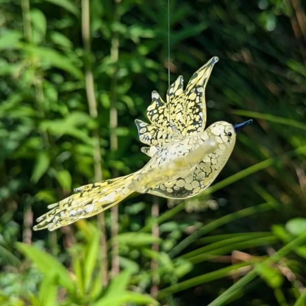 Vogel hangend (massief glas)